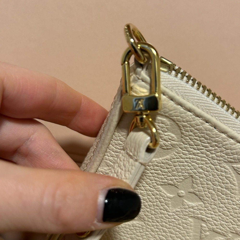 Louis Vuitton Easy Pouch on Strap Full Set - Picture 9 of 13